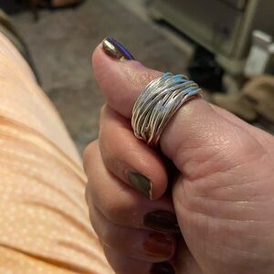 Elegant Silver-Toned Women's Ring